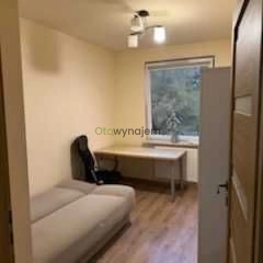 Wynajmę mieszkanie 3 pokojowe.