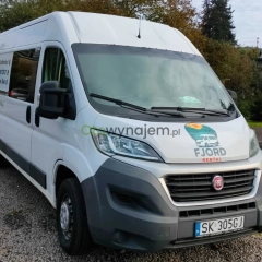 Wynajem przyczepa towarowa lekka z kiprem DMC 600kg Kiper Fjord Rental