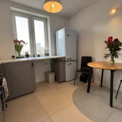 2-pok. 52 m² – Wola/Centrum, 400 m od Ronda Daszyńskiego, po remoncie