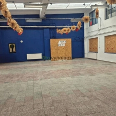 Atrakcyjny Lokal Usługowo-Handlowy z Częścią Biurową i Magazynową