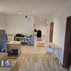 Rakowiecka, ciche biuro z ogródkiem na Starym Mokotowie, blisko stacji metra