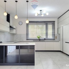 Nowoczesny wolnostojący dom 168m2 w Adamowiźnie