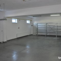 Lokal usługowy parter domu - 2 wydzielone bramy, biuro 121m2
