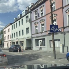Dobra lokalizacja Duże witryny