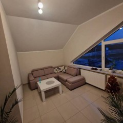 Lokal 20 m² do wynajęcia – idealny pod usługi kosmetyczne, fryzjerskie