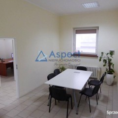 Wynajem, obiekt 160m2, działka 2800m2