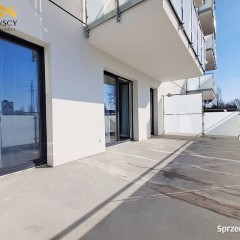 Na wynajem 2 pokoje, umeblowane, taras, parking.