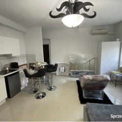 LOKAL W SUPER LOKALIZACJI VISAVI HOTEL VENEDA