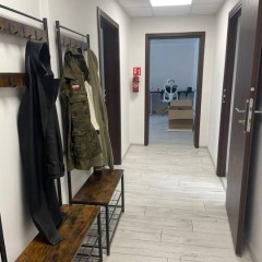 Atrakcyjny lokal biurowy 107 m kw. trzecie piętro parking w Opolu