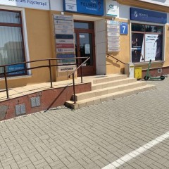 Atrakcyjny lokal biurowy 107 m kw. trzecie piętro parking w Opolu