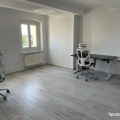 Atrakcyjny lokal biurowy 107 m kw. trzecie piętro parking w Opolu