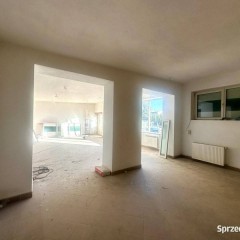 Lokal Strawczyn 120m2