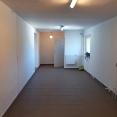 Lokal handlowo/ biurowy/ usłudowy 92m