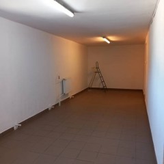 Lokal handlowo/ biurowy/ usłudowy 92m