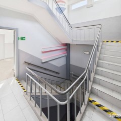 Biuro 70,7 m² z windą i parkingiem – Rybnik