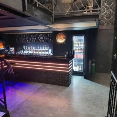 ODSTĄPIĘ W PEŁNI WYPOSAŻONY KLUB MUZYCZNY W CENTRUM WROCŁAW