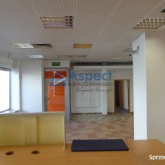 Lokal w ruchliwym miejscu, 174 m2, Pomorzany