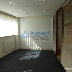 Lokal w ruchliwym miejscu, 174 m2, Pomorzany