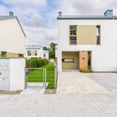Dom z klimatyzacją i ogrodem | NOWY | blisko PKP | 19 min do Wilanowa.