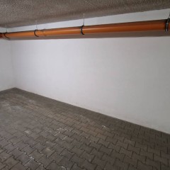 Garaż Zaciszna 5A, Rzeszów