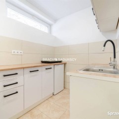 Oferta wynajmu mieszkania Kraków Racławicka 32m 2 pokojowe