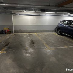 garaż / miejsce postojowe wynajmę / ok. ul. Szaserów