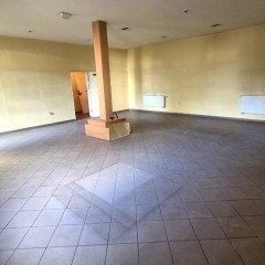 Lokal usługowy 70 m², parter, centrum, wysoki sufit, idealny na butik