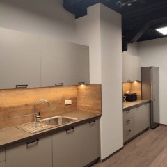 Oferta wynajmu lokalu Warszawa Wał Miedzeszyński 433m2