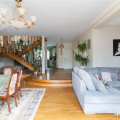 Dom wolnostojący Sulejówek 260.67m2