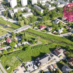 Działka pod komis samochodowy, plac lub magazyn .