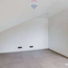 Lokal biurowy z antresolą przy ul. Szaflarskiej