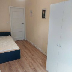 2pok, 42met, okolice Kamiennej BALKON/WINDA/2015 (Wrocław)