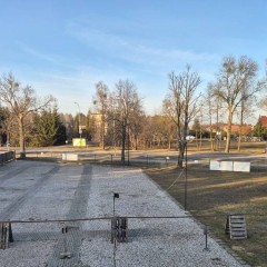 Wywynajmę plac