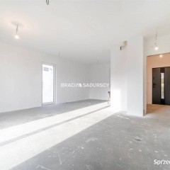 Lokal 144m2 Skała