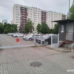 Wynajmę miejsce na parkingu zamkniętym
