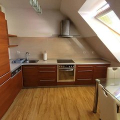 2pok, 42met, Okolice Parku Pilczyckiego BALKON/PIWNICA (Wrocław)