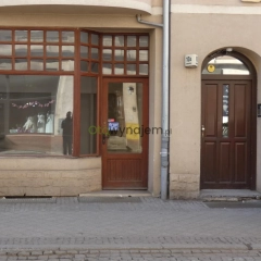 Do wynajęcia lokal użytkowy - 27m2 lub 73m2 (po połączeniu)