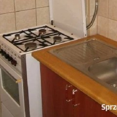 1pok, 27met, Okolice Ostrowskiego BALKON/PIWNICA (Wrocław)
