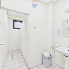 4 pietra w budynku biurowym na wynajem!