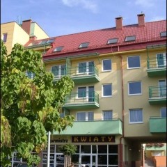 2pok, 44met, Okolice Obornickiej BALKON/2005 (Wrocław)