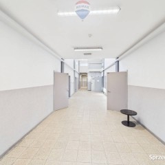 Biuro 85,3 m² z windą i parkingiem – Rybnik