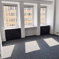 Lokal Warszawa Żurawia 46.7 metrów