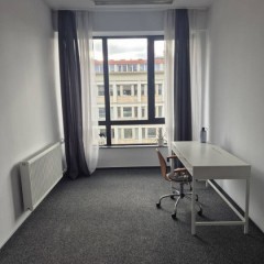 Lokal Warszawa Żurawia 46.7 metrów