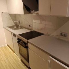 1pok, 27met, okolice Wygodnej BALKON/PIWNICA/PARKING (Wrocław)