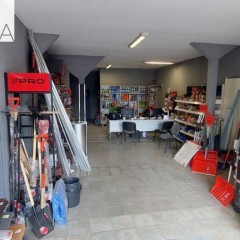 Hala magazynowa z powierzchnią biurową