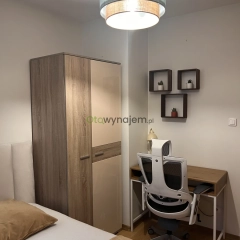 2 pokoje po remoncie z balkonem i garażem