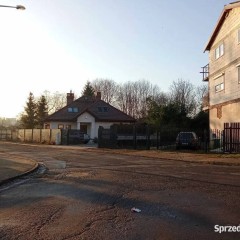 Plac do wynajęcia lub dzierżawy przy centrum Legnicy, 340 m²