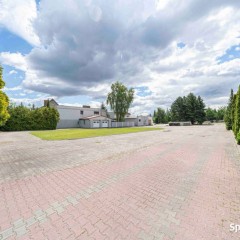Gniezno Teren usługowy ok. 1 200 m² z parkingiem
