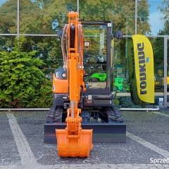Wynajem długoterminowy / Minikoparka 2,5 tony / Koparki