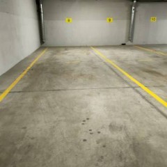Do wynajęcia dwustanowiskowe miejsce postojowe